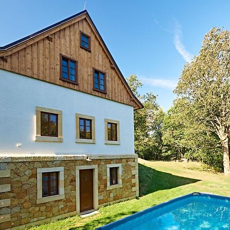 Villa Na Jeleni Stezce Chřibská Exterior foto